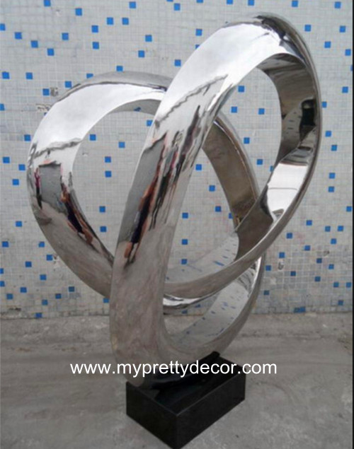 Outdoor Stainless Steel Sculpture