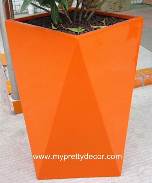 Lacquered Outdoor FRP Planter